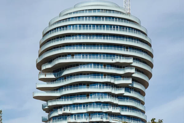 SHITET APARTAMENT LUKSOZ NË ZEMËR TË TIRANËS! 🌟