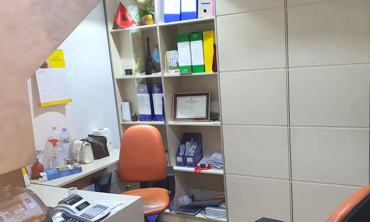 🏪 Dyqan ne Shitje – Rruga e Kavajes!