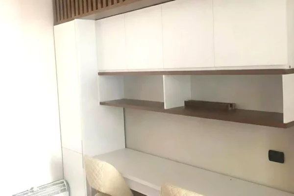 Shtepi me qera Apartament ne Tirane, 2+1, Mobilimi E mobiluar, Pagesa 700  Euro.