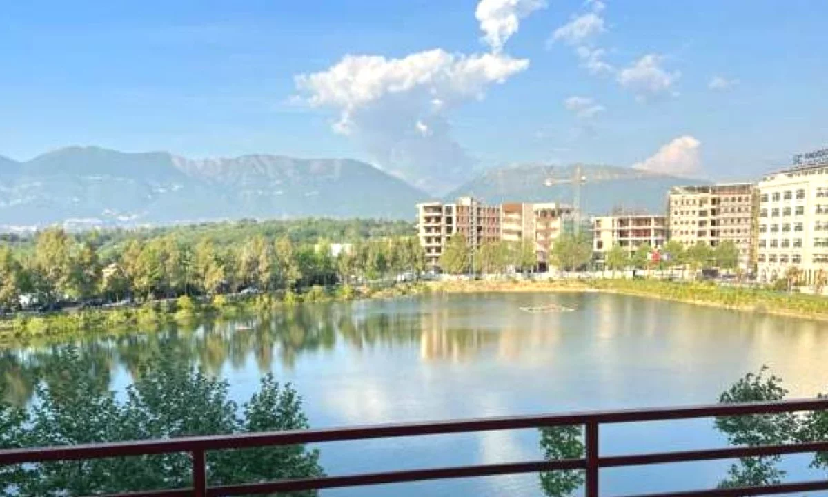 Shtepi me qera Apartament ne Tirane, 1+1, Mobilimi E mobiluar, Pagesa 400  Euro.