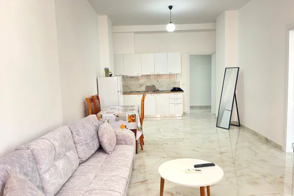 Shtepi me qera Apartament ne Tirane, 2+1, Mobilimi E mobiluar, Pagesa 700  Euro.