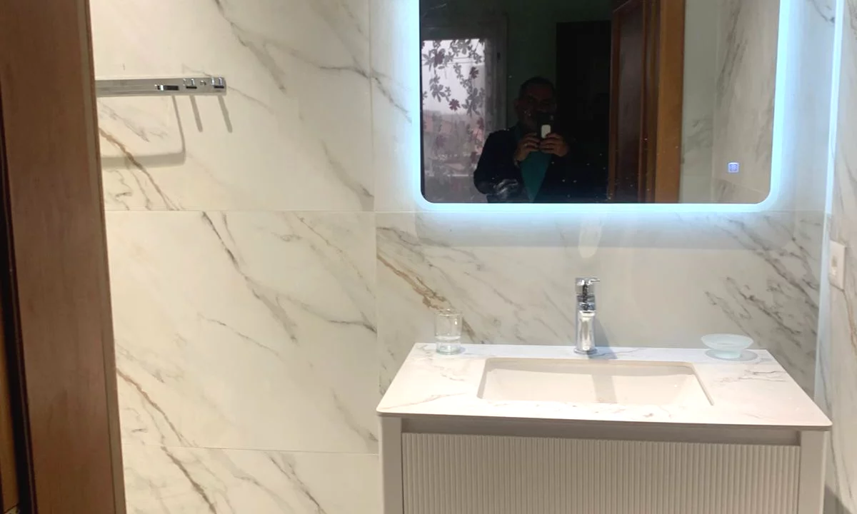 Shtepi me qera Apartament ne Tirane, 1+1, Mobilimi E mobiluar, Pagesa 400  Euro.