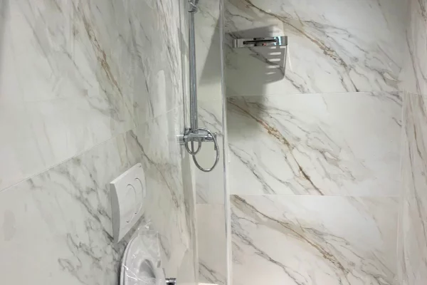 Shtepi me qera Apartament ne Tirane, 1+1, Mobilimi E mobiluar, Pagesa 400  Euro.