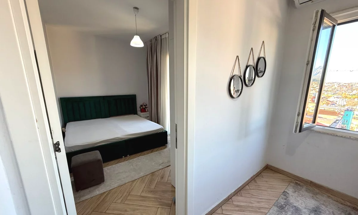 Shtepi me qera Apartament ne Tirane, 1+1, Mobilimi E mobiluar, Pagesa 450  Euro.