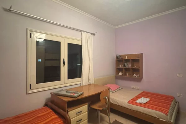 Shtepi me qera Apartament ne Tirane, 1+1, Mobilimi E mobiluar, Pagesa 350  Euro.