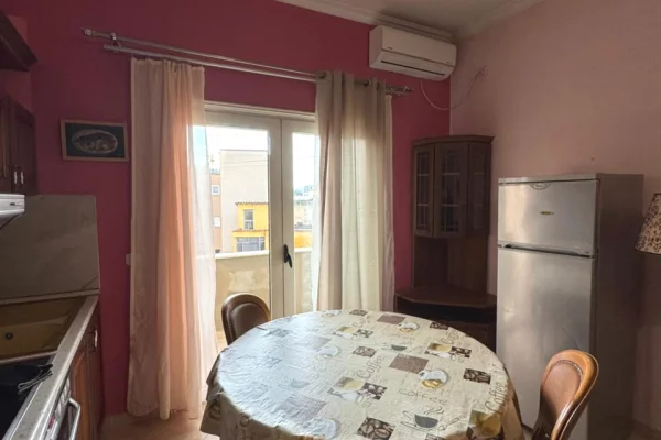 House for Rent 1+1 in Tirana - 400 Euro