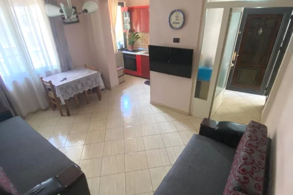 House for Rent 1+1 in Tirana - 75,000 Leke