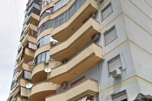 🏢 SHITEN 2 APARTAMENTE – NË 9-KATËSHET, QENDËR TIRANE