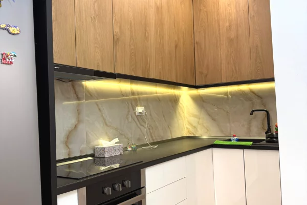 Shtepi ne shitje Apartament ne Tirane, 1+1, Mobilimi E mobiluar, Pagesa 110,000  Euro.