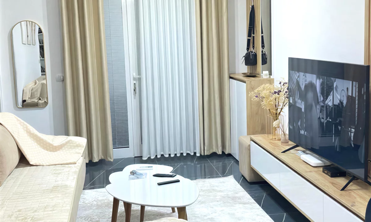 Shtepi me qera Apartament ne Tirane, 1+1, Mobilimi E mobiluar, Pagesa 400  Euro.