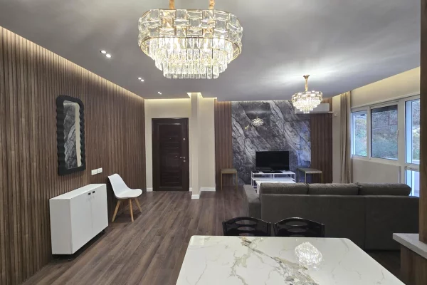 Shtepi ne shitje Apartament ne Tirane, 2+1, Mobilimi E mobiluar, Pagesa 210,000  Euro.