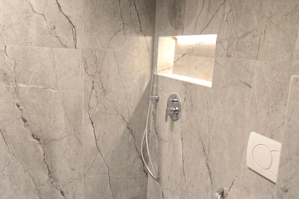 Shtepi me qera Apartament ne Tirane, Garsoniere, Mobilimi E mobiluar, Pagesa 400  Euro.