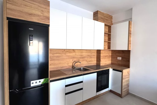 Appartamento in affitto a Tirana 1+1, Arredato