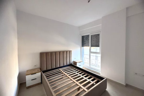 Appartamento in affitto a Tirana 1+1, Arredato