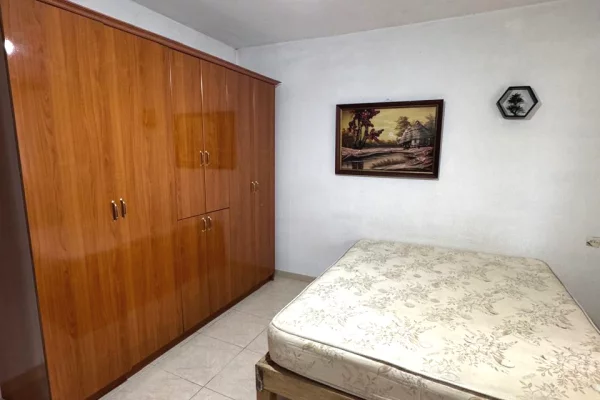 Shtepi me qera Apartament ne Tirane, 1+1, Mobilimi E mobiluar, Pagesa 300  Euro.