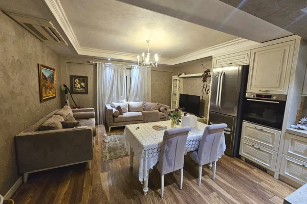 Casa in vendita 2+1 a Tirana - 240,000 Euro