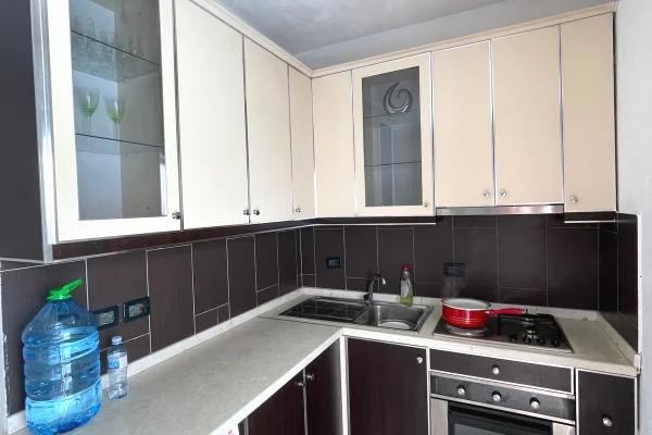 Casa in affitto 1+1 a Tirana - 400 Euro