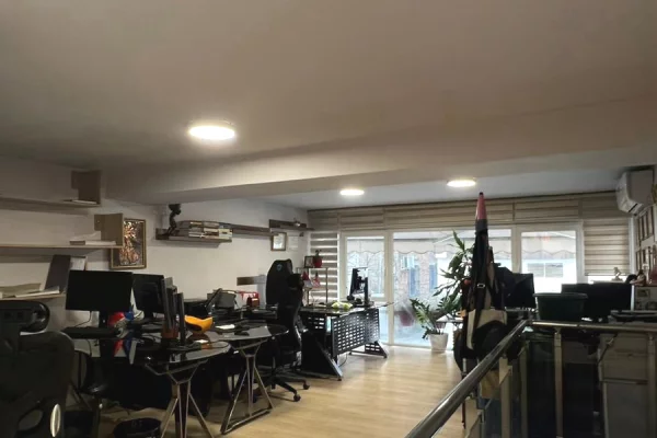 Ambient biznesi me qera 1+1 ne Tirane - 800 Euro