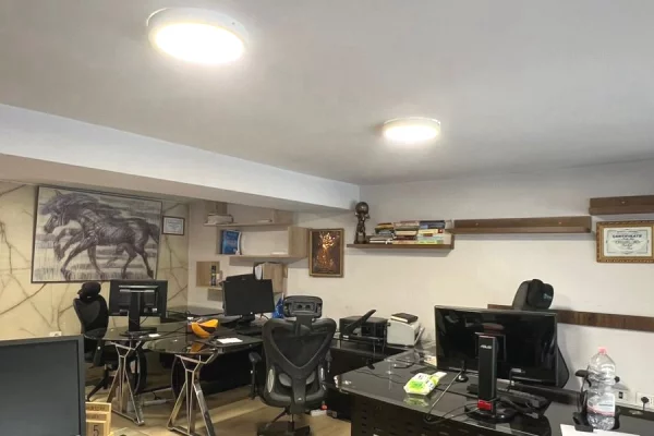 Ambient biznesi me qera 1+1 ne Tirane - 800 Euro