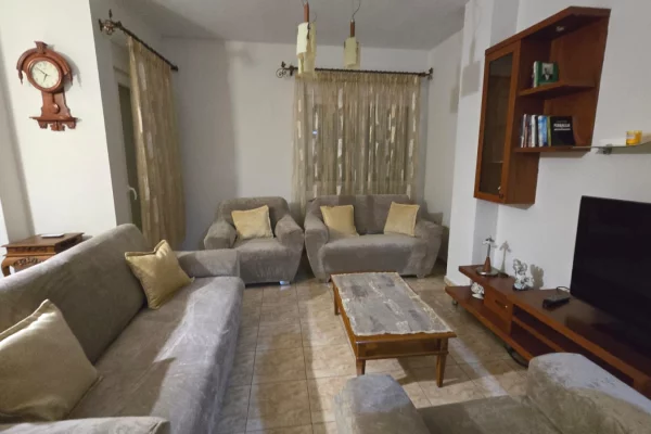 Jepet me Qira Apartament 2+1+2  – Pranë Qendrës Kristal 550€ - i diskutueshem