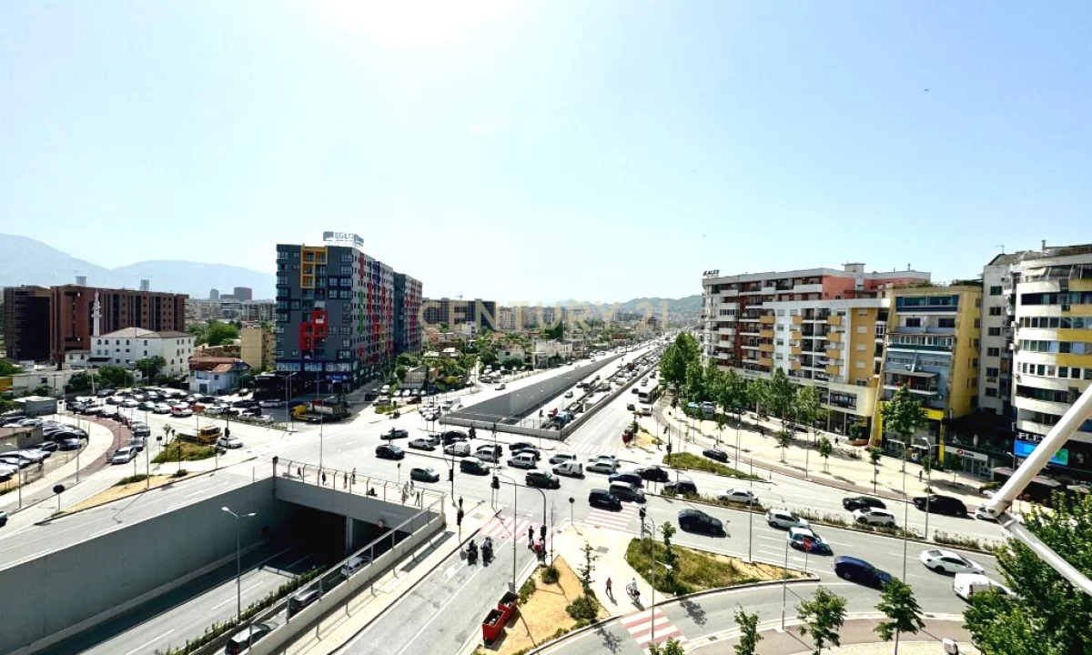 Shtepi me qera Apartament ne Tirane, 3+1, Mobilimi E mobiluar, Pagesa 350  Euro.