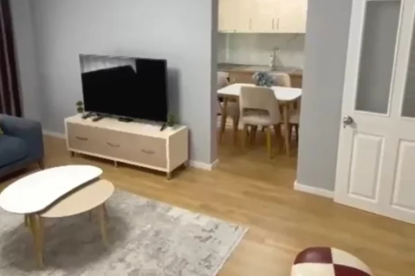 Appartamento in affitto a Tirana 2+1, Arredato