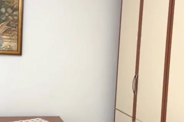 Appartamento in affitto a Tirana 2+1, Arredato