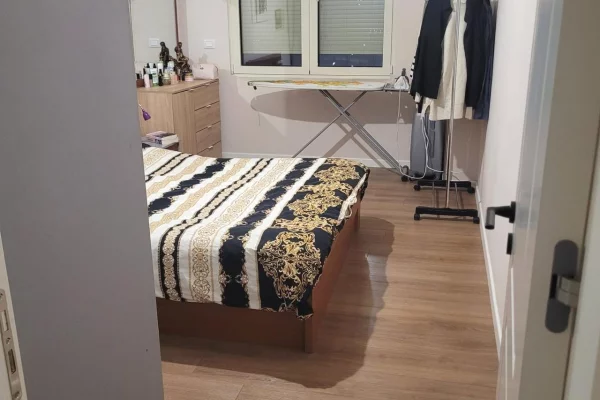 Shtepi me qera Apartament ne Tirane, 2+1, Mobilimi E mobiluar, Pagesa 600  Euro.