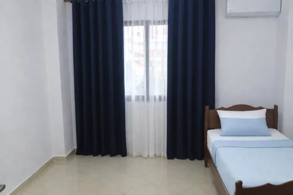 Shtepi me qera Apartament ne Tirane, 2+1, Mobilimi E mobiluar, Pagesa 600  Euro.