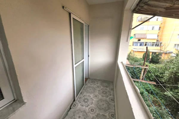Shtepi me qera Apartament ne Tirane, 1+1, Mobilimi E mobiluar, Pagesa 450  Euro.