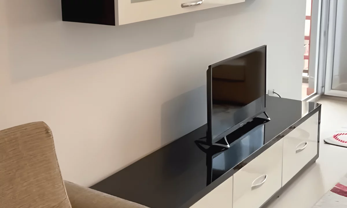 Appartamento in affitto a Tirana 1+1, Arredato