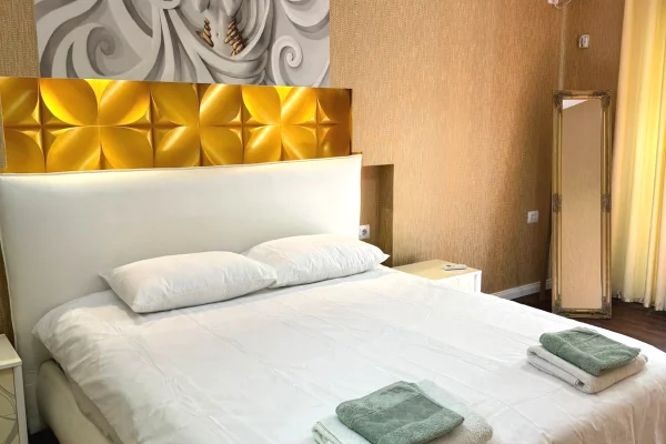 Shtepi me qera Apartament ne Tirane, 2+1, Mobilimi E mobiluar, Pagesa 750  Euro.