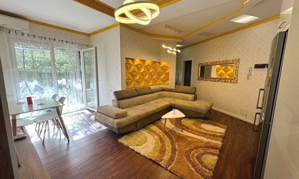 Shtepi me qera Apartament ne Tirane, 2+1, Mobilimi E mobiluar, Pagesa 750  Euro.