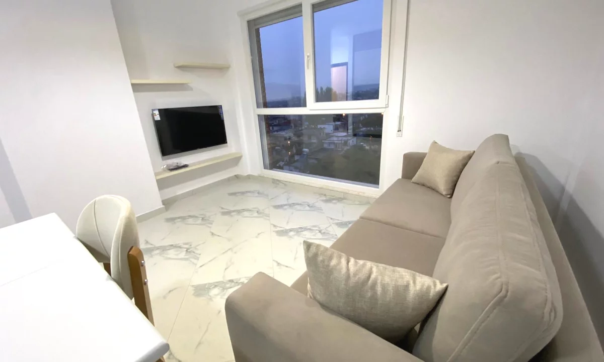 Shtepi me qera Apartament ne Tirane, 1+1, Mobilimi E mobiluar, Pagesa 500  Euro.