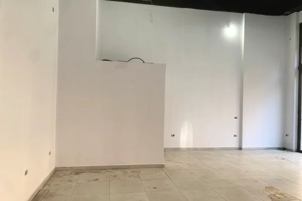 Ambient biznesi me qera 1+1 ne Tirane - 800 Euro