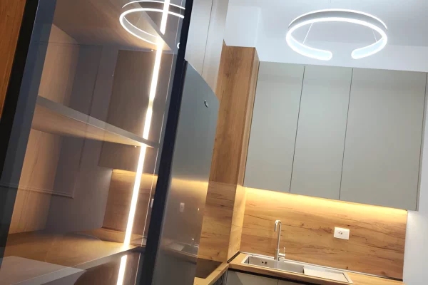 Shtepi me qera Apartament ne Tirane, 1+1, Mobilimi E mobiluar, Pagesa 500  Euro.