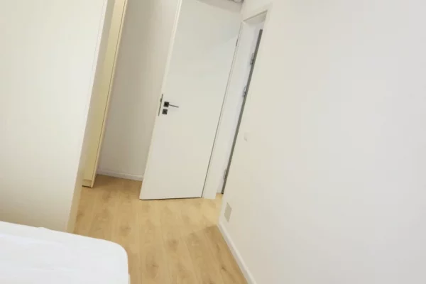 Shtepi me qera Apartament ne Tirane, 1+1, Mobilimi E mobiluar, Pagesa 500  Euro.