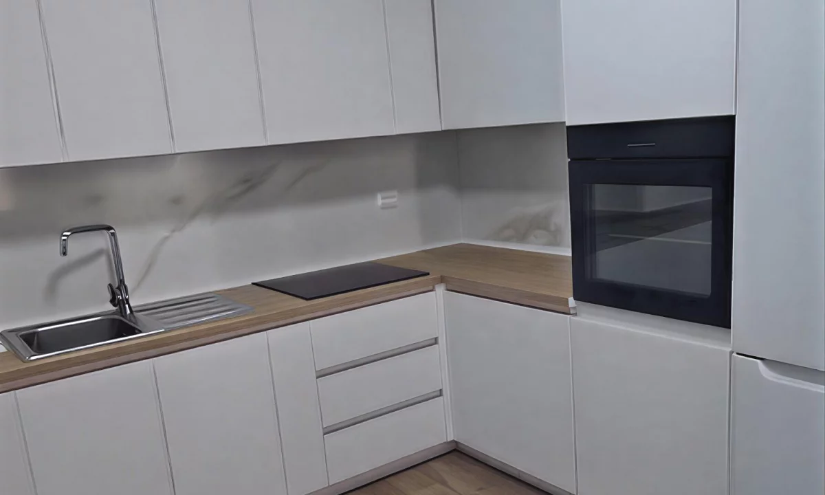 Shtepi me qera Apartament ne Tirane, 1+1, Mobilimi E mobiluar, Pagesa 450  Euro.