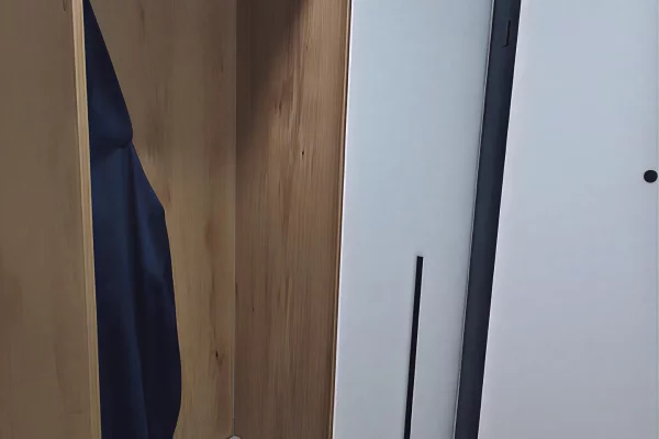 Shtepi me qera Apartament ne Tirane, 1+1, Mobilimi E mobiluar, Pagesa 450  Euro.