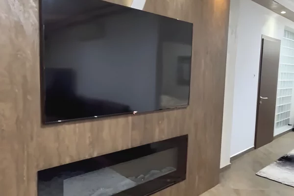 Shtepi me qera Apartament ne Tirane, 2+1, Mobilimi E mobiluar, Pagesa 650  Euro.