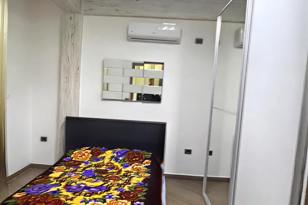 Shtepi me qera Apartament ne Tirane, 2+1, Mobilimi E mobiluar, Pagesa 650  Euro.