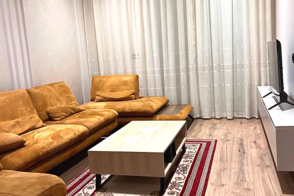Shtepi me qera Apartament ne Tirane, 1+1, Mobilimi E mobiluar, Pagesa 600  Euro.