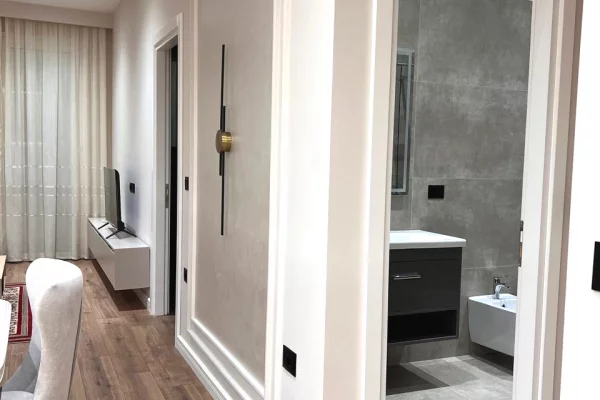 Shtepi me qera Apartament ne Tirane, 1+1, Mobilimi E mobiluar, Pagesa 600  Euro.