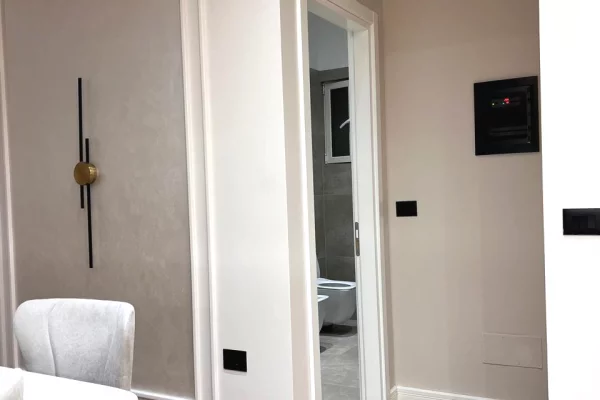 Shtepi me qera Apartament ne Tirane, 1+1, Mobilimi E mobiluar, Pagesa 600  Euro.