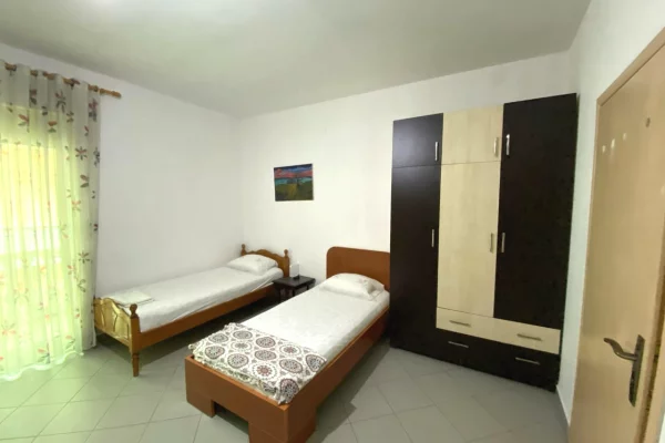 Shtepi me qera Garsoniere ne Tirane - 350 Euro