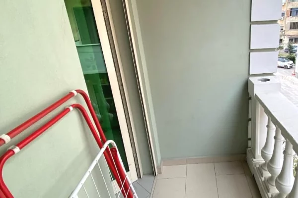 Shtepi me qera Apartament ne Tirane, Garsoniere, Mobilimi E mobiluar, Pagesa 350  Euro.