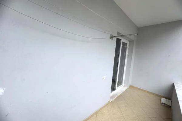 Appartamento in affitto a Tirana 1+1, Arredato