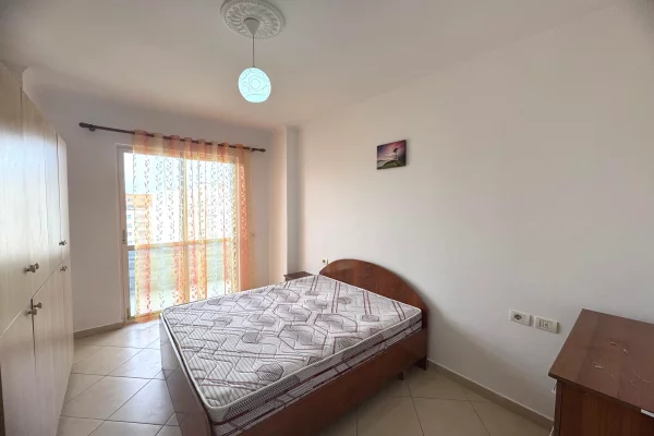 Shtepi me qera Apartament ne Tirane, 1+1, Mobilimi E mobiluar, Pagesa 400  Euro.
