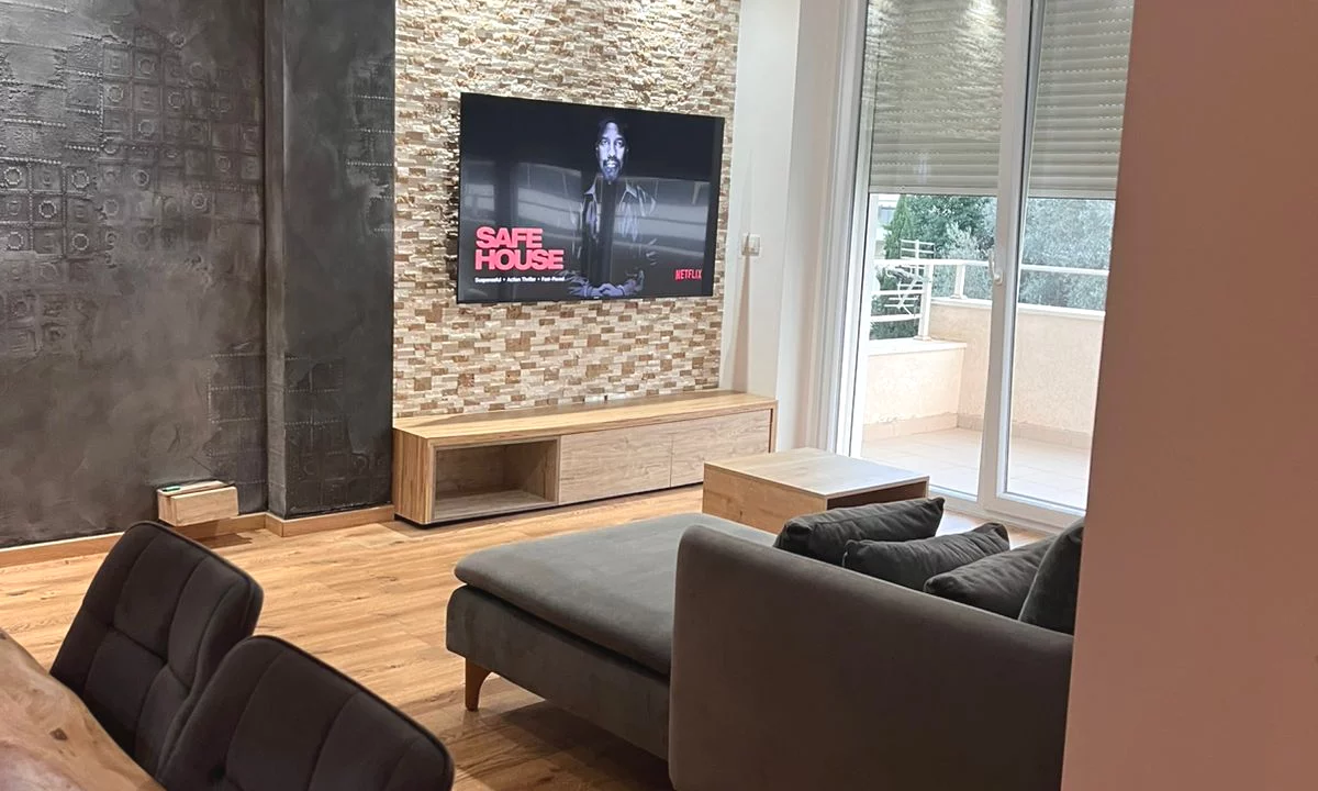 Shtepi me qera Apartament ne Tirane, 2+1, Mobilimi E mobiluar, Pagesa 850  Euro.