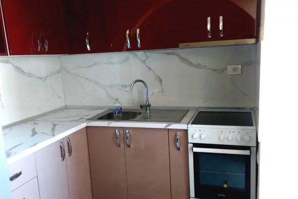 Shtepi me qera Apartament ne Tirane, 1+1, Mobilimi E mobiluar, Pagesa 480  Euro.